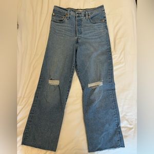 Levi’s Ribcage Straight Ankle Jeans
